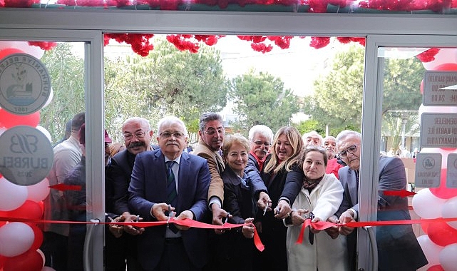 Burhaniye Belediyesi Emeklilerin Yanında