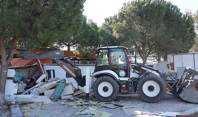 burhaniye’de kaçak yapılara geçit yok