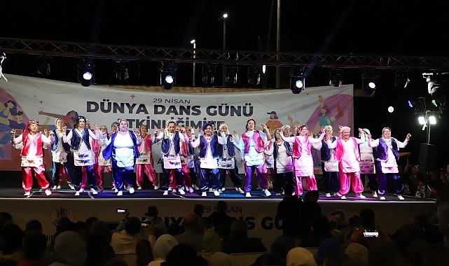 Dikili’de Dünya Dans Günü Coşkusu