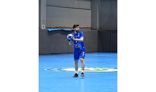 Nilüfer Belediyespor final için avantaj yakaladı