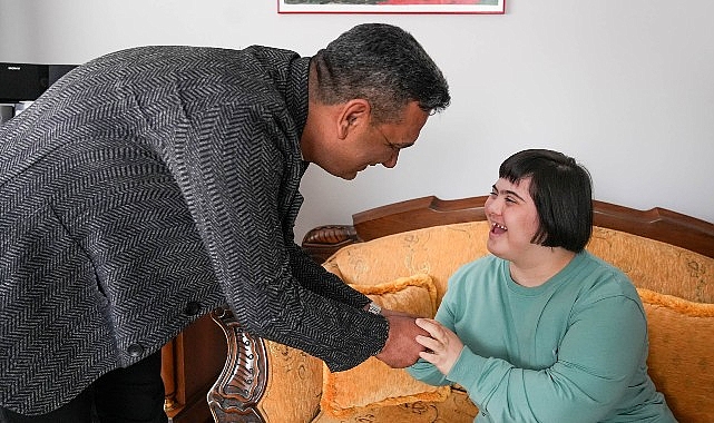 Özel Bireylere Doğum Günü Sürprizi