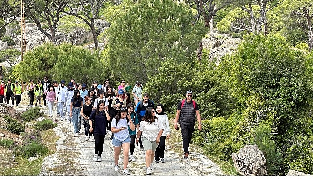 Başkan Çerçioğlu’ndan Aydınlı Gençlere “19 Mayıs Atatürk’ü Anma, Gençlik ve Spor Bayramı” Hediyesi
