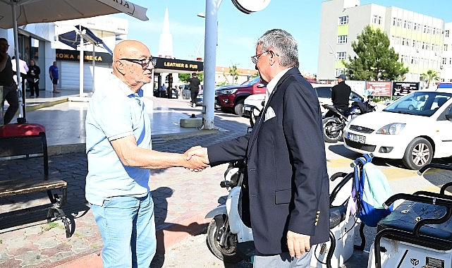 Başkan Topaloğlu pazar esnafını ziyaret etti