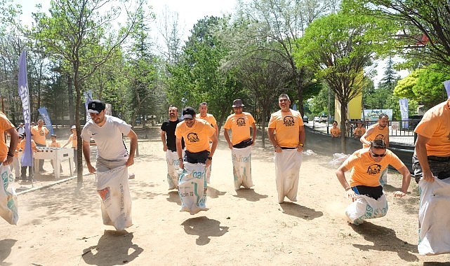 Büyükşehir’in Baba-Oğul Kampı’nda Çocuklar Babalarıyla Keyifli Vakit Geçirdi