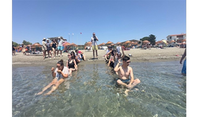 Gençlerle eğlence bu yaz da su gibi akacak