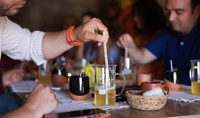 Kayaşehir’de Doğal Mum Atölyesi