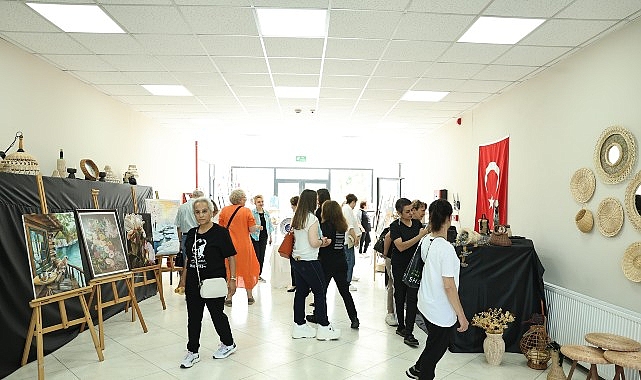 Olgun gençlerden göz alıcı eserler