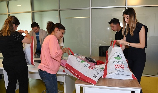 Osmangazili çocuklar bayram sevincini erken yaşadı