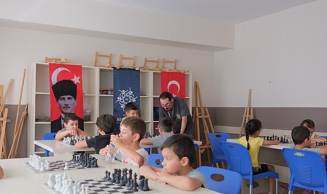 Başkan Çerçioğlu ile Hamleler Geleceğe: Aydın’da Çocuklar Satrançla Düşünmeyi Öğreniyor