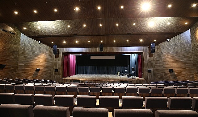 İBB Kültür’den Bağımsız Tiyatrolara Güçlü Destek