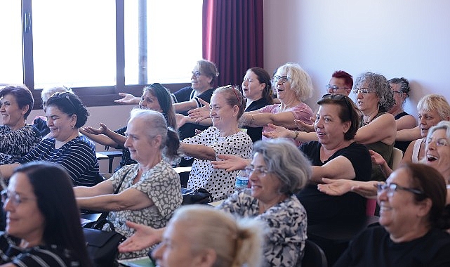 Konak’ta kahkaha yogası