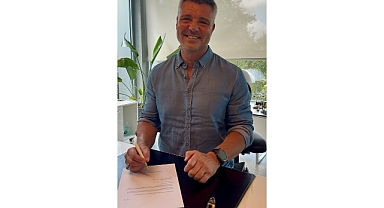 Sadettin Saran, Fenerbahçe Başkan Adaylığı İçin Gerekli 500 İmzayı Teslim Etti