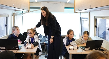 Deniztemizturmepa Mavi Nefes Eğitim Otobüsü Ayvalık’ta