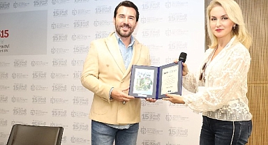 Şair Arslan, sevilen eserleriyle Kitap Fuarı’nda