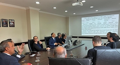 Ege Üniversitesinde Türk Dünyasının Dil Birliği Konuşuldu