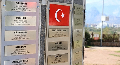 Antalya Büyükşehir Belediyesi’nde şehitlere saygı