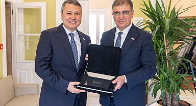 Başkan Tugay Kazakistan heyetini ağırladı