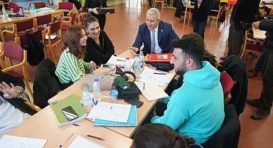 Egeli gençlerin vazgeçilmez mekânı: Ege Üniversitesi Merkez Kütüphanesi